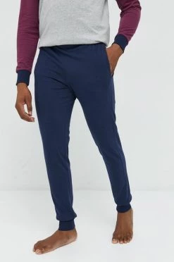 Ανδρικά Πιζάμα Βαμβακερές πιτζάμες United Colors Of Benetton γκρι 9 Ανδρικά Πιζάμα Βαμβακερές πιτζάμες United Colors Of Benetton γκρι -Ρούχα Εκπτώσεις unnamed file 4845