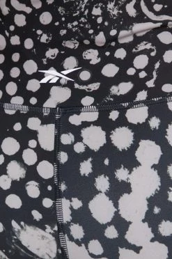 Γυναικεία Κολάν Reebok χρώμα: μαύρο -Ρούχα Εκπτώσεις unnamed file 5308